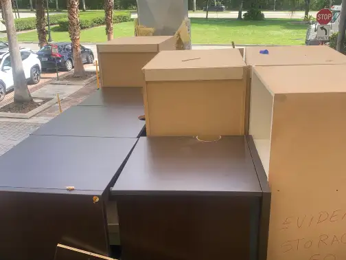 Same day office furniture removal in South Florida
